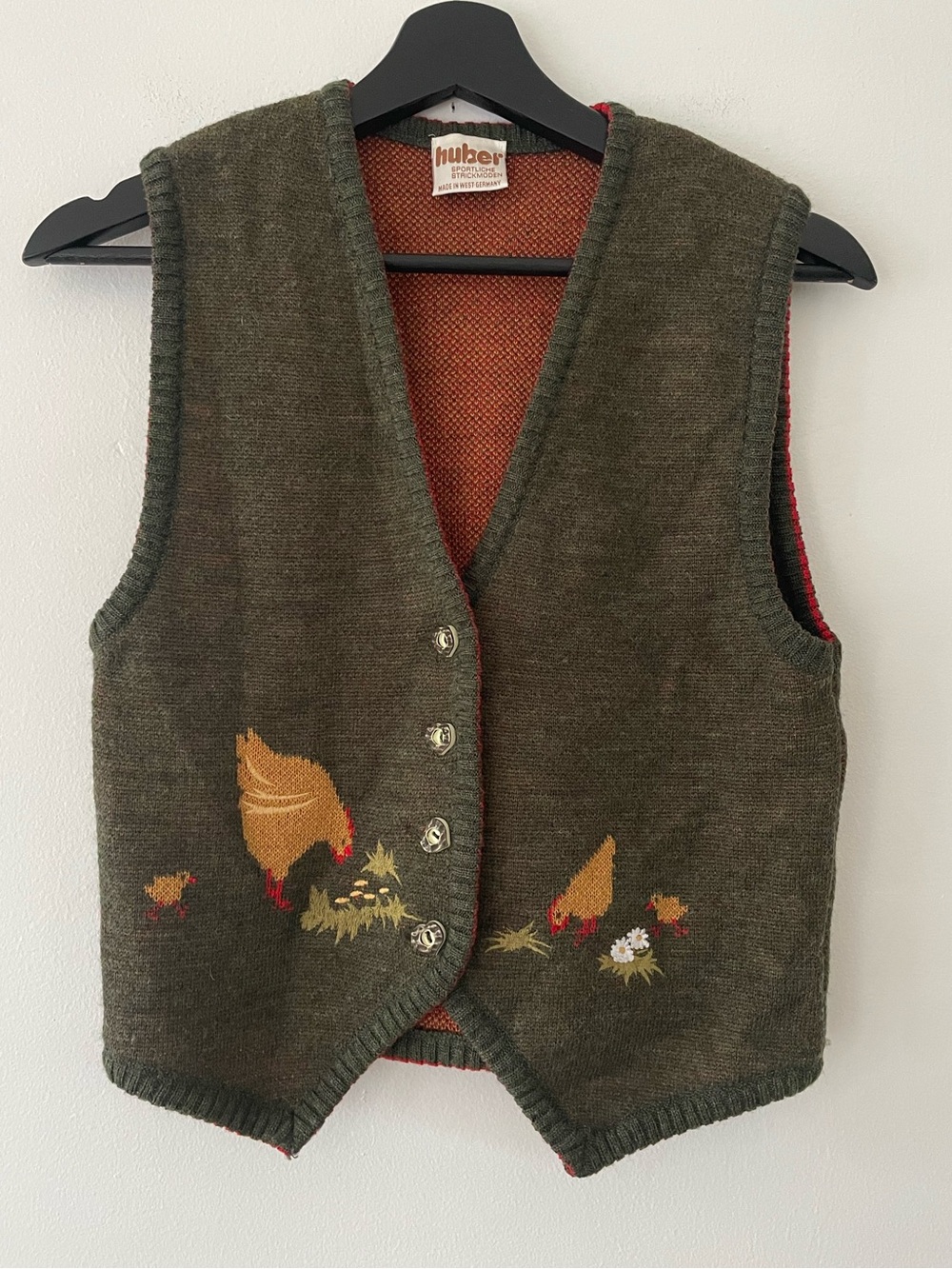 Huber Sportliche Strickmoden West Germany 100% Wool Knit Chicken Vest Size 38